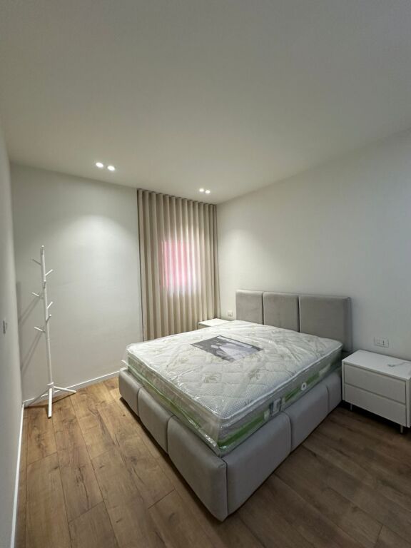 Jepet me qira apartament 1+1