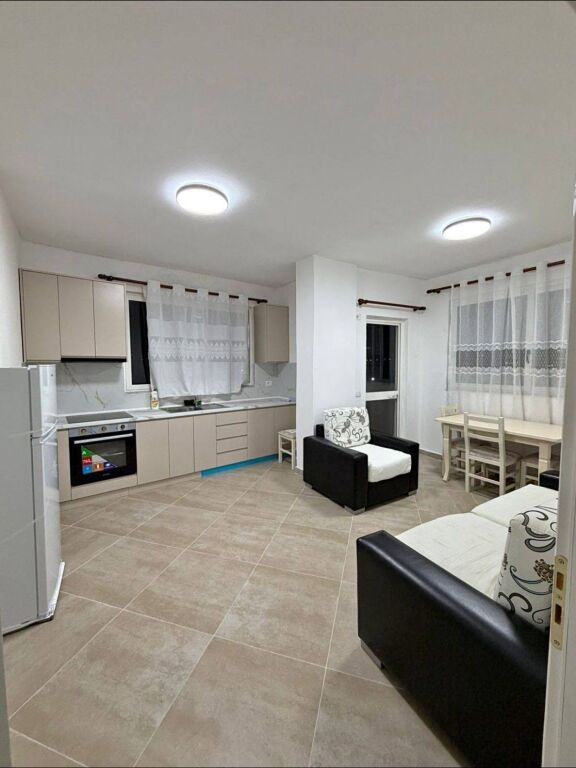 🏡 JEPET APARTAMENT 2+1 ME QIRA – PALLATET CABEJ / MISTO MAME