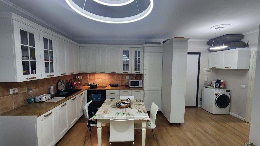 Apartment 1+1 for sale in Yzberisht !