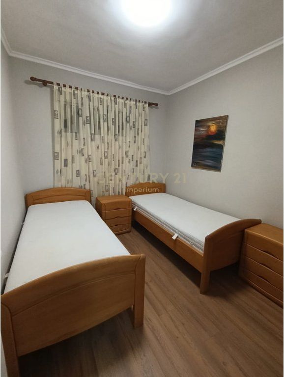 Apartament 2+1 me qera- Ish Bllok!