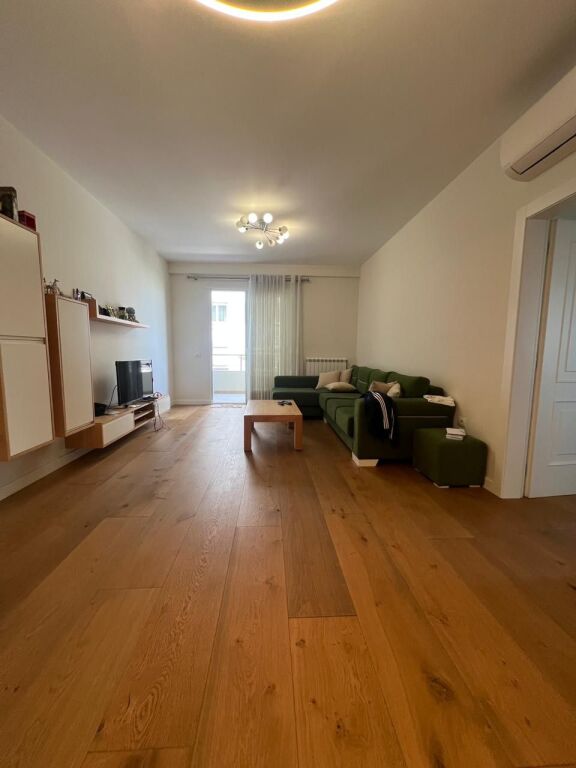 SHITET APARTAMENT 2+1 + 2 TUALETE + 3 BALLKONE /  Kompleksi Latifi, Kinostudio