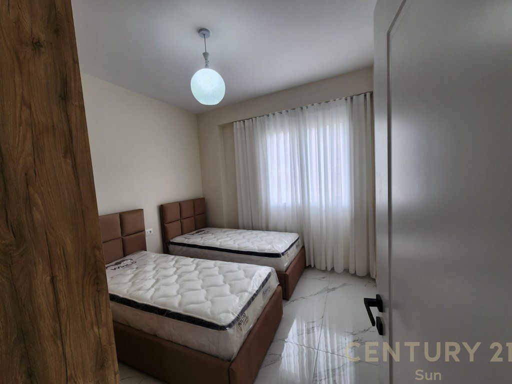 JEPET APARTAMEN 2+1 ME QIRA PRANE REPORT TV