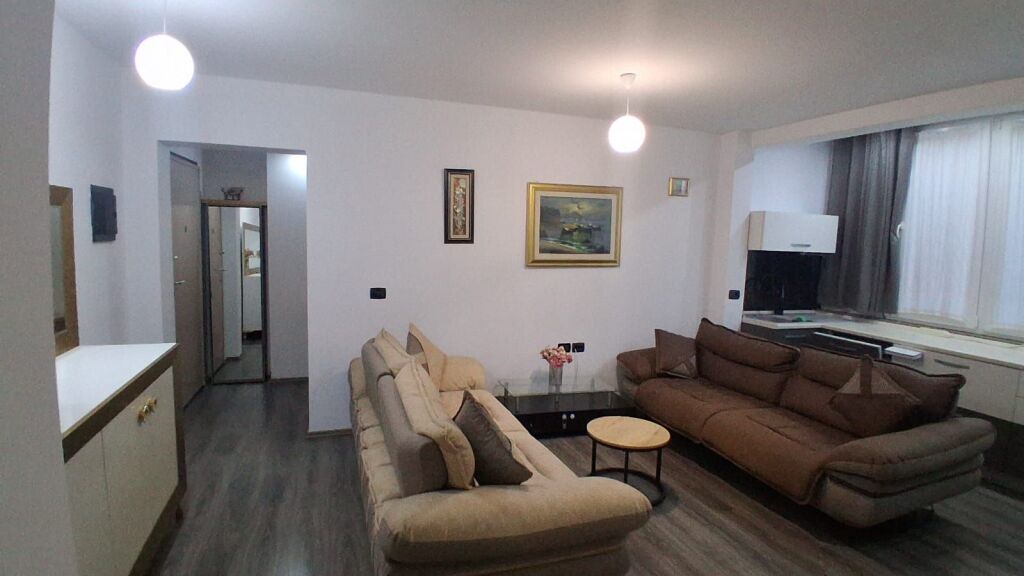 ISH FUSHA E AVIACIONIT SHITET APARTAMENT 2+1