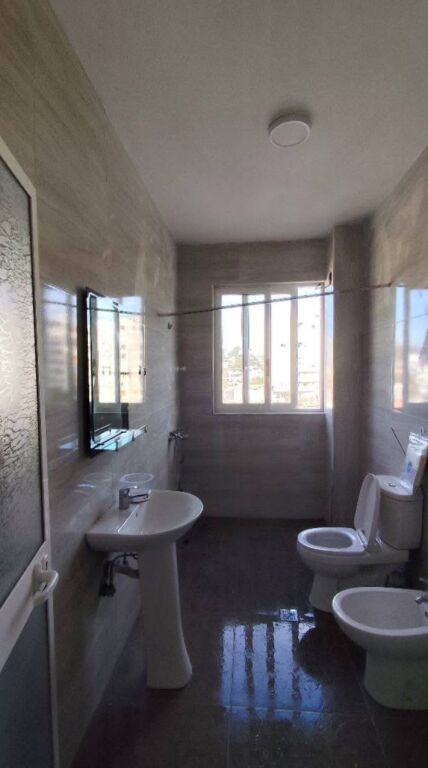 🏡 JEPET APARTAMENT 2+1 ME QIRA – PALLATET CABEJ / MISTO MAME