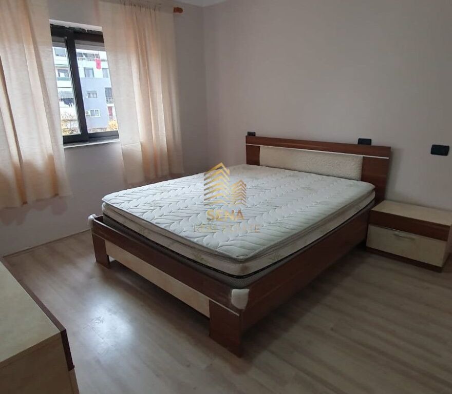 Qira, Apartament 1+1, Myslym Shyri, 60.000 ALL/muaj I Diskutueshem
