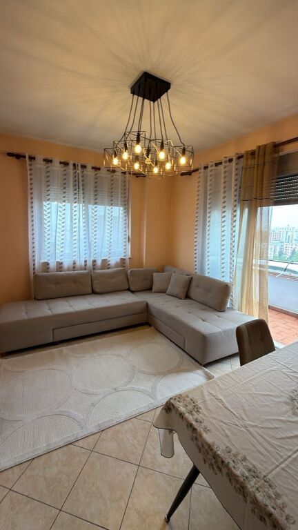 Apartment 3+1 for sale at Zogu Zi, 5th floor, new building with elevator.
