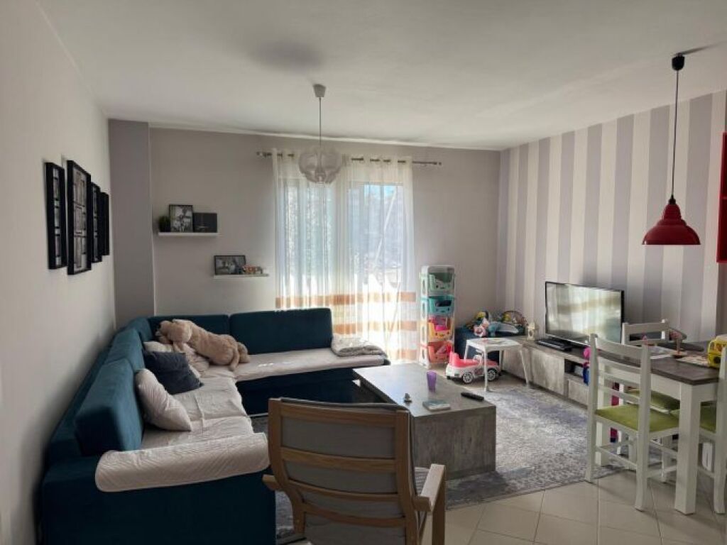 Apartament 1+1 per shitje Fresk !