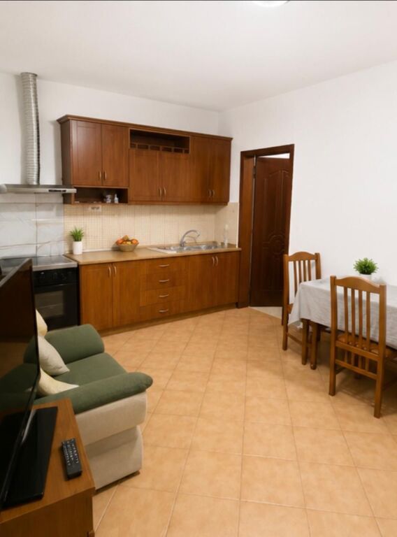 Rent | Vilë 1 + 1 | Rruga e Durresit | 400 €/month