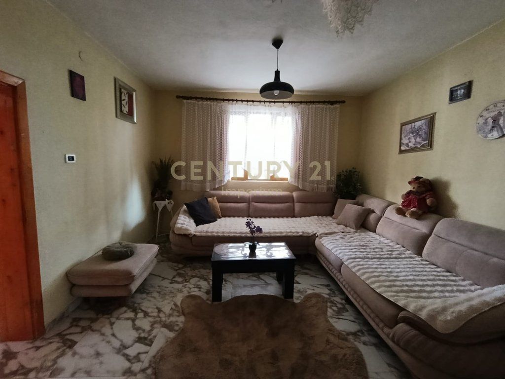 Private 2-Story House for Sale – Ideal Opportunity for Living and Investment