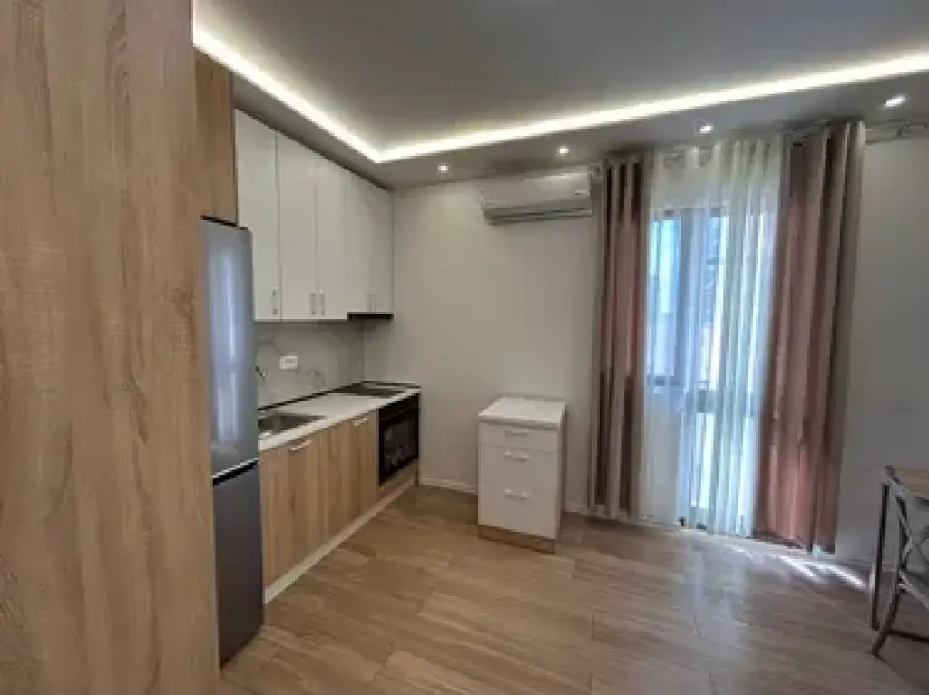 GARSONIERE PER QERA PLAZH DURRES