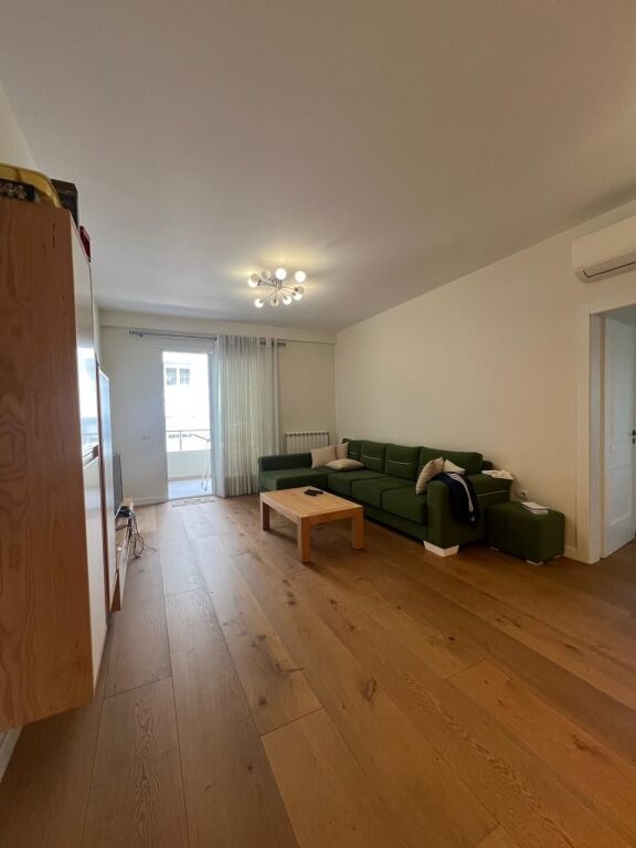 SHITET APARTAMENT 2+1 + 2 TUALETE + 3 BALLKONE /  Kompleksi Latifi, Kinostudio