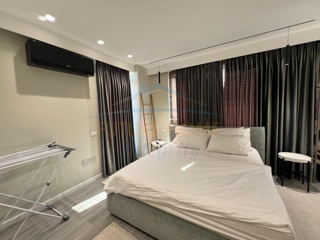 In vendita, Appartamento 1+1+Veranda+Guardaroba, Sauk, Tirana.
