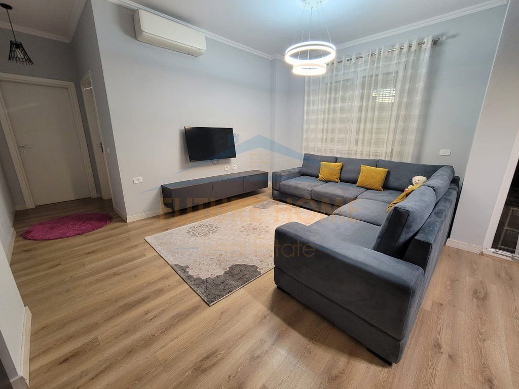 For rent apartment 2+1+2 on 5 Maji street. Net area 82m2