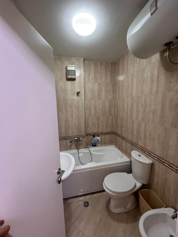Apartament Me Qera 2+1 ne Qender (ID B2201002) Tirane