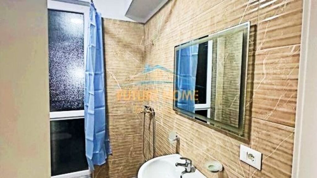 Affitto, Appartamento 2+1, Via 5 Maji, Tirana.