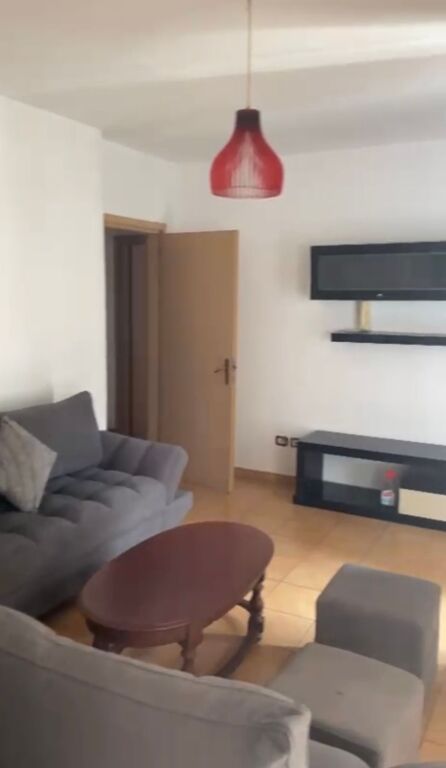 Apartament 2+1 me qera prane Square 21