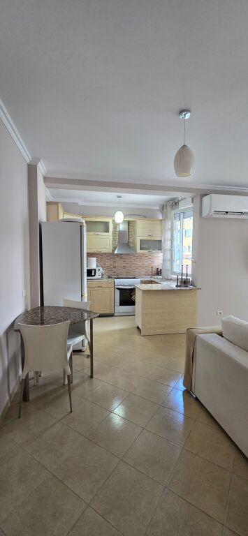 APARTAMENT 2+1, ME QIRA‼️ 📍RR. "Rrapo Hekali", ELEONORA
