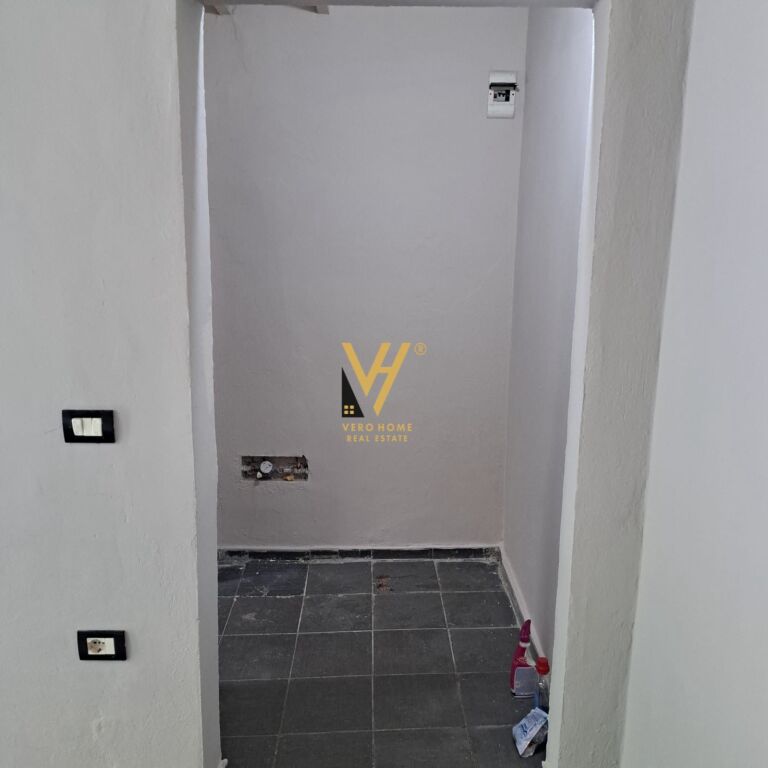 OFFICE 20 M2 FOR RENT AT THE FORMER EXHIBITION 50,000 LEKE
