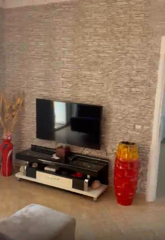 Affitto | Appartamento 2 + 1 | Mercato Elettrico | 550 €/mese