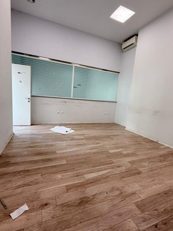 Premises for rent kika 2 📍Paris Commune