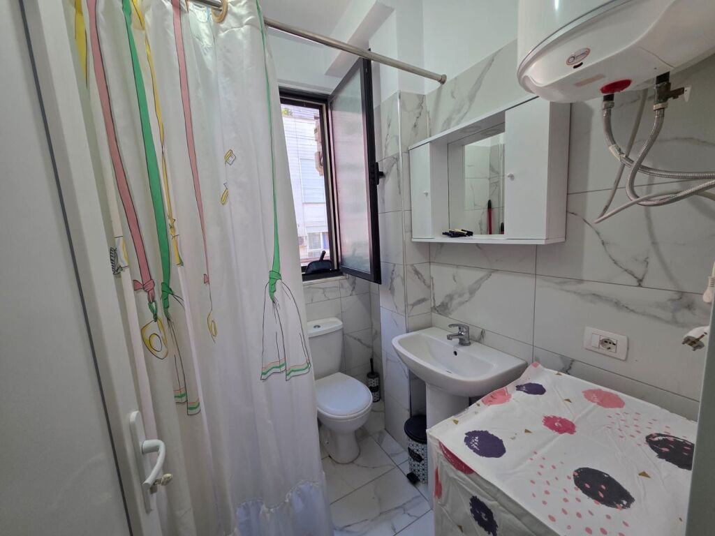 For rent 1+1 At American 2 Dibra Street 450 thousand lek