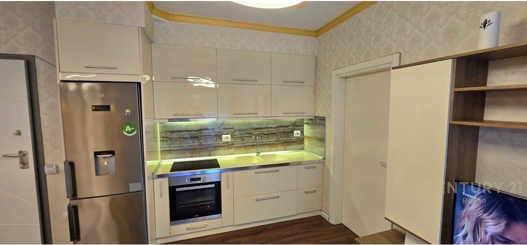 Apartament 2+1për shitje prane Radisson Hotel Liqeni i Thatë, Tiranë 235,000 €