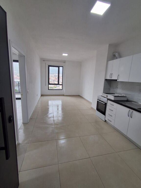 Rent | Apartament 1 + 1 | Rruga 5 Maji | 400 €/month