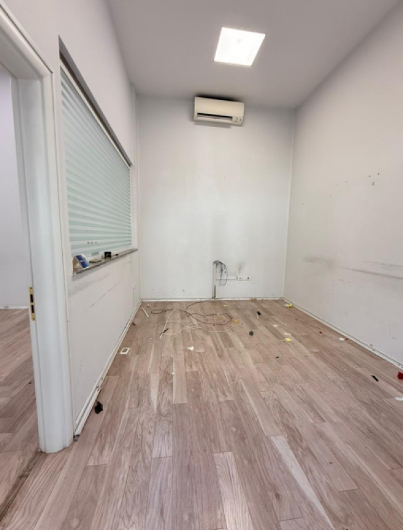 OCCASION – Space for Rent at Kika 2