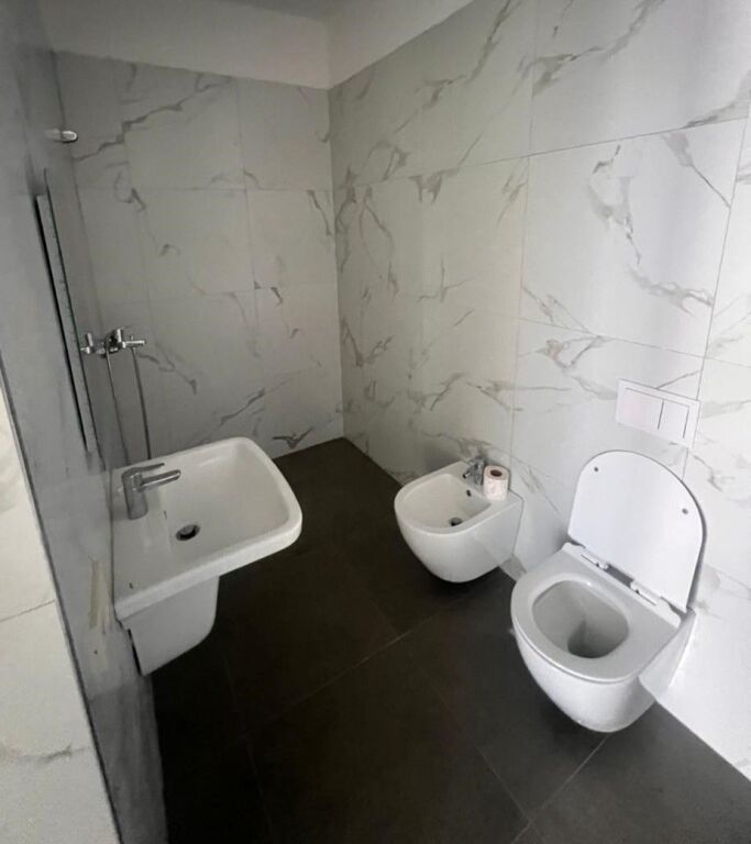Office space for rent 1+1 – Golden Tower, Mine Peza