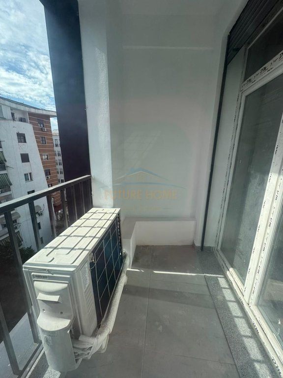 SHITET APARTAMENT 2+1 TEK 5 MAJI