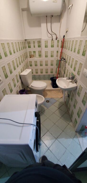 🏡 Jepet Apartament 1+1 me Qira – Brryli