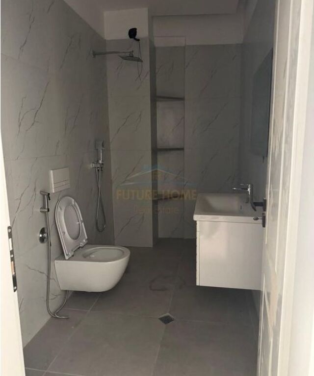 For sale, apartment 1+1, 5 Maji, Tirana.