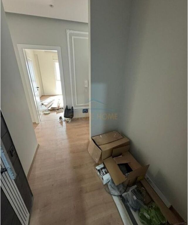 For sale, 2+1 Apartment, 5 Maji, Tirane.