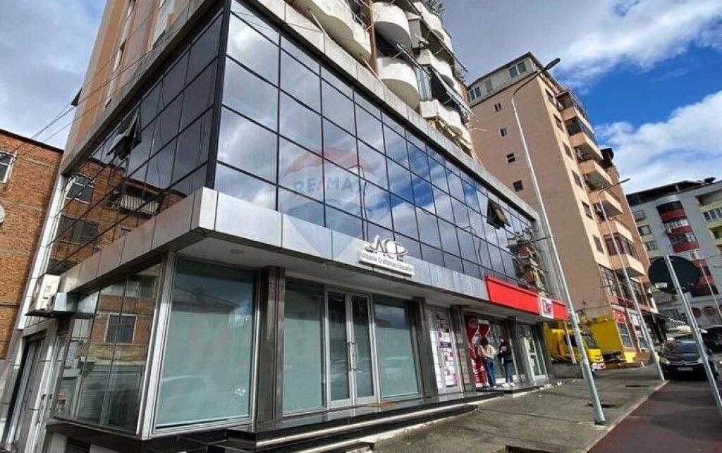 EXCLUSIVE COMMERCIAL SPACE FOR RENT KINOSTUDIO  ID:530261057-323