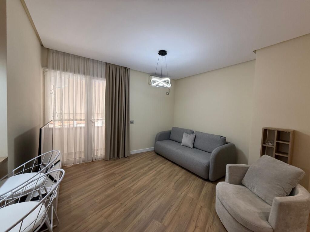 APARTMENT 1+1 FOR RENT, NEAR PAZARI I RI, TIRANA!