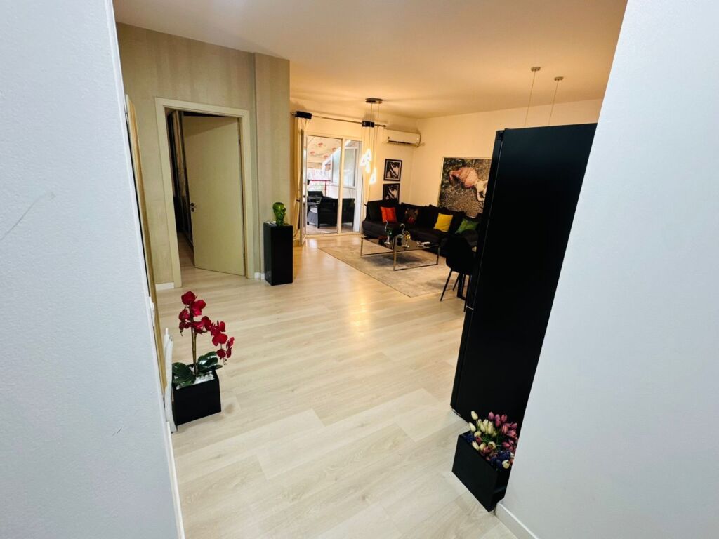 Modern 1+1 apartment for sale near the Mortgage Office