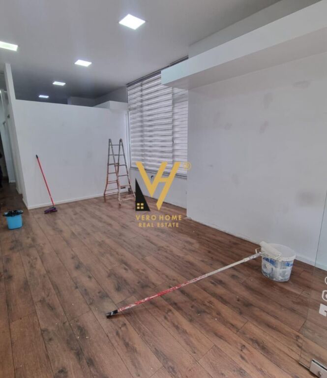 BUSINESS PREMISES 50 M2 FOR RENT IN MYSLYM SHYR 60,000 LEKE