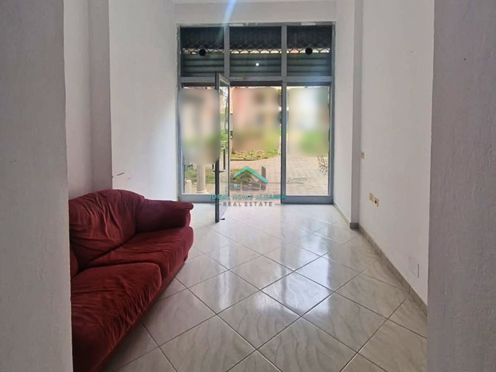 Shop for Rent- Port, Vlore.