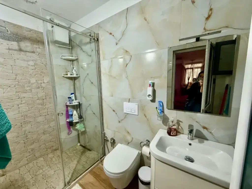 Qera | Apartament 2 + 1+2 | Komuna e Parisit | 1000 €/muaj
