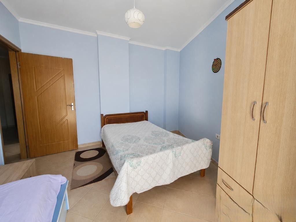 JEPET ME QIRA APARTAMENT 2+1 NE FRESK!! 350 € /Muaj