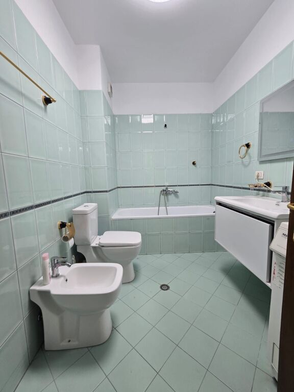 Apartament me qera 2+1+2 te Shkolla e Baletit