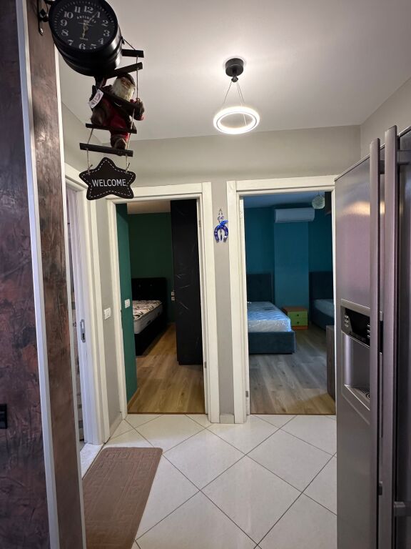 Apartament -Per qera
