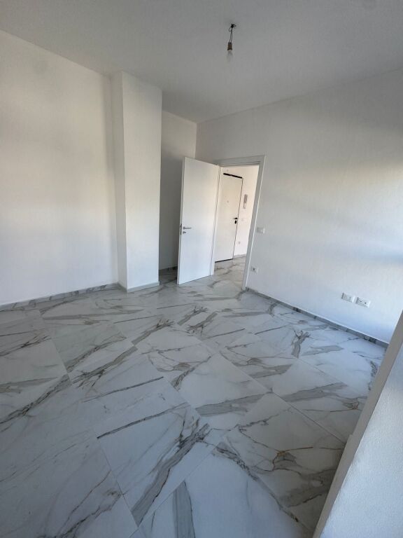 APARTAMENT ME QIRA – KOMPLEKSI AURA | RR. DRITAN HOXHA