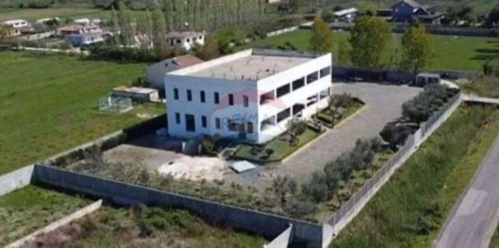 Ndërtesë industriale - Për Shitje - Milot, Kurbin  ID:530541005-88