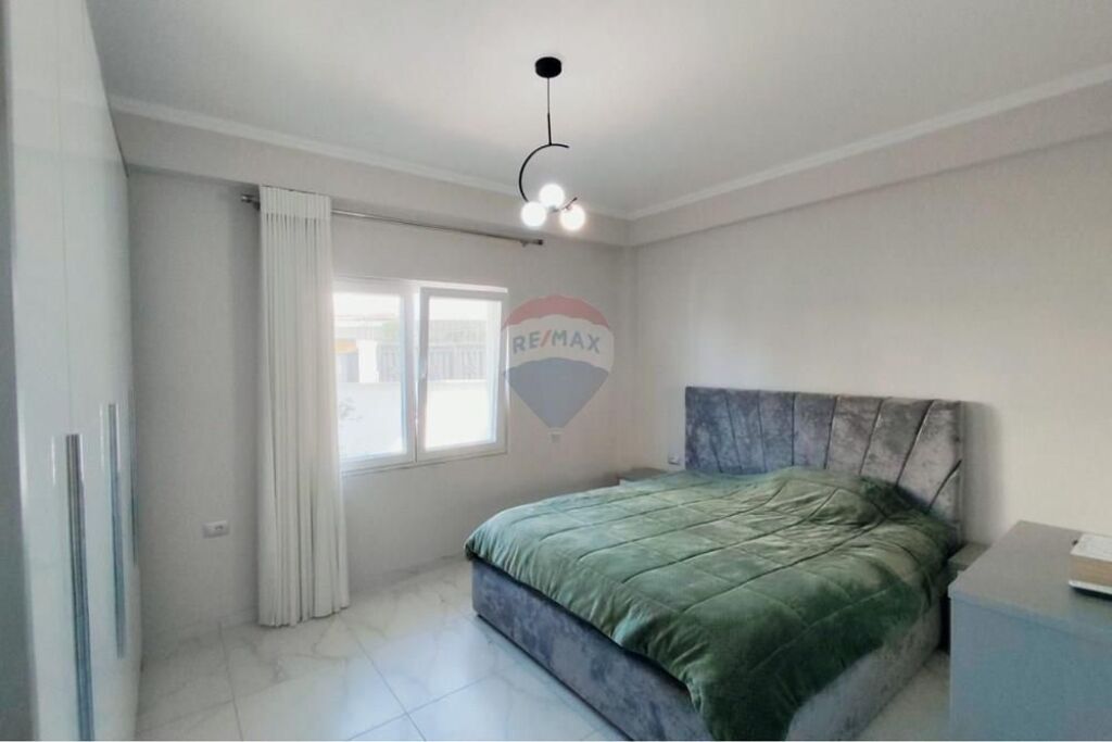 For rent (2+1) plus parking space, Selitë