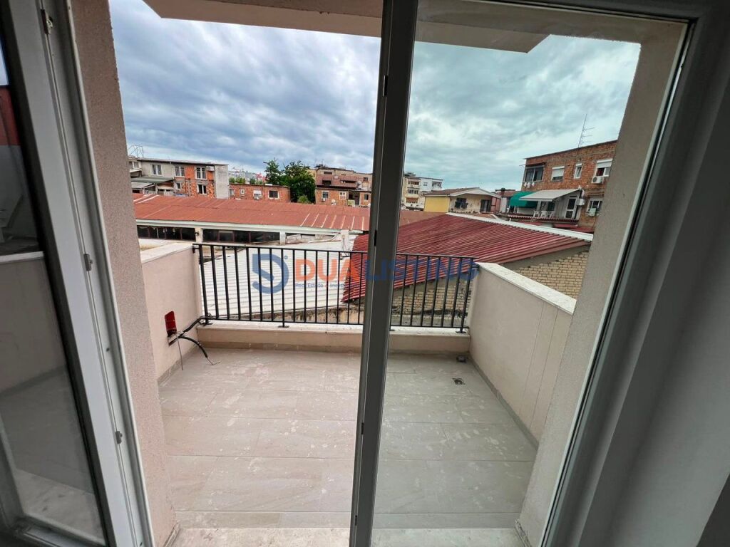 APARTAMENT ME QIRA – KOMPLEKSI AURA | RR. DRITAN HOXHA