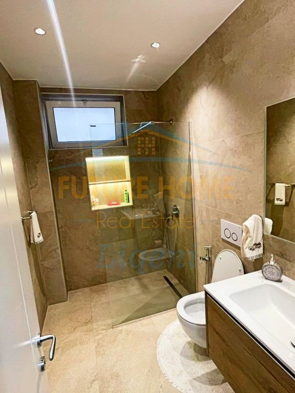 Qera, Apartament 2+1, Qendër, Tiranë.