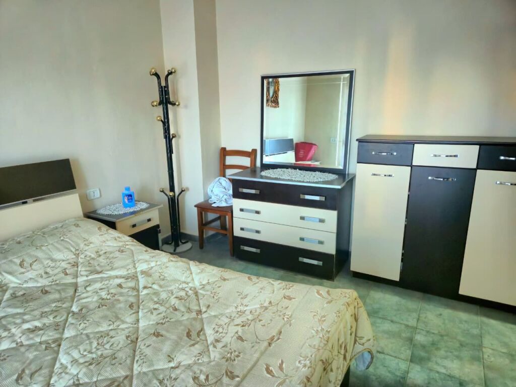🏢Laprake, near the “Aleks Buda” Gymnasium, a 1+1 furnished apartment is for rent. 45,000 Leke