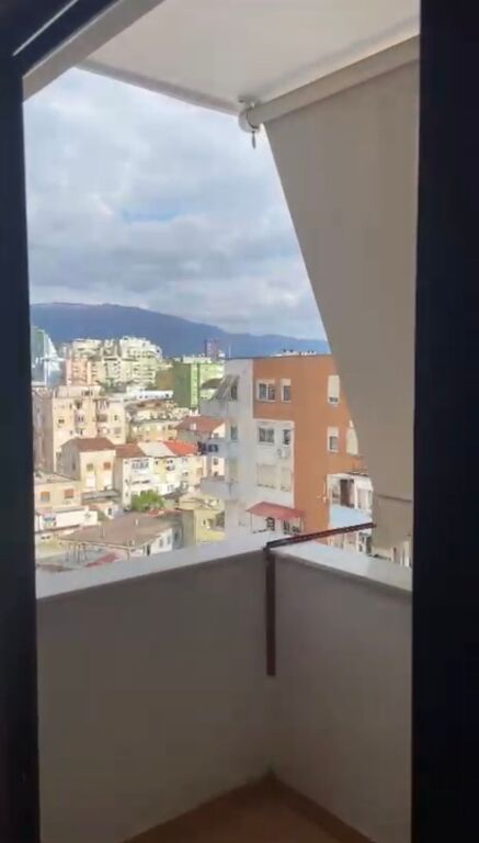 Apartament 2+1 me qera prane Square 21