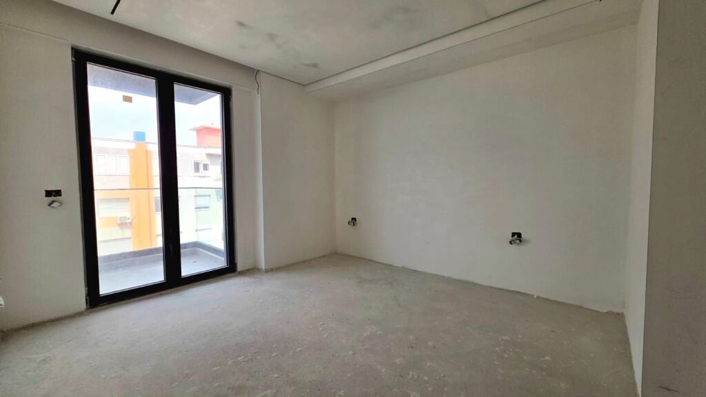 Apartment 2+1+2 for Sale, near Marine School, Vlore